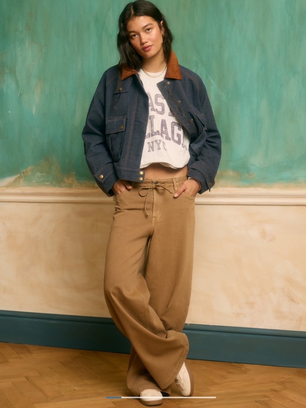 American Eagle Low-Rise Ultra Wide Leg Pants